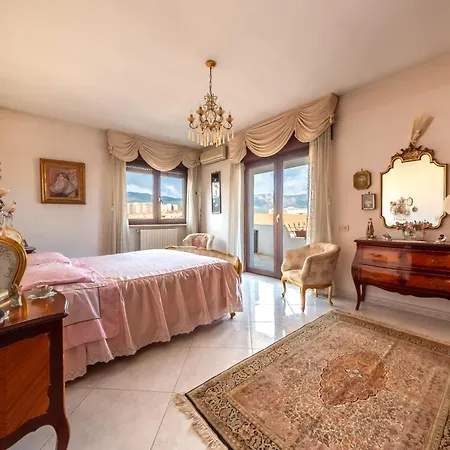 Διαμέρισμα Dolfi Grand Loft *